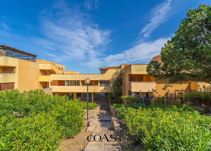 Bouganville - Vista Mare, Wi-fi, Doccia Esterna Apartman Olbia